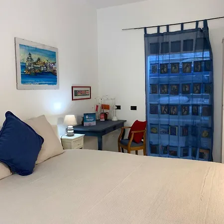 House Sarzano By World Daire Cenova